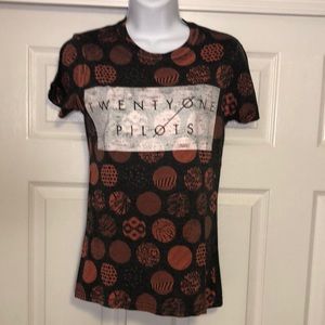 Twenty One Pilots "Blurryface" era, graphic tee by “Rock Me” brand, size M
